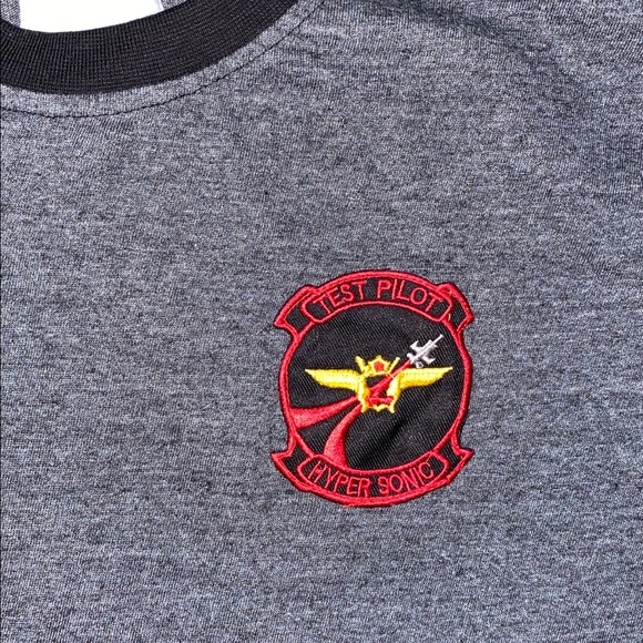 Stylish Patch Top - Picture 2 of 5